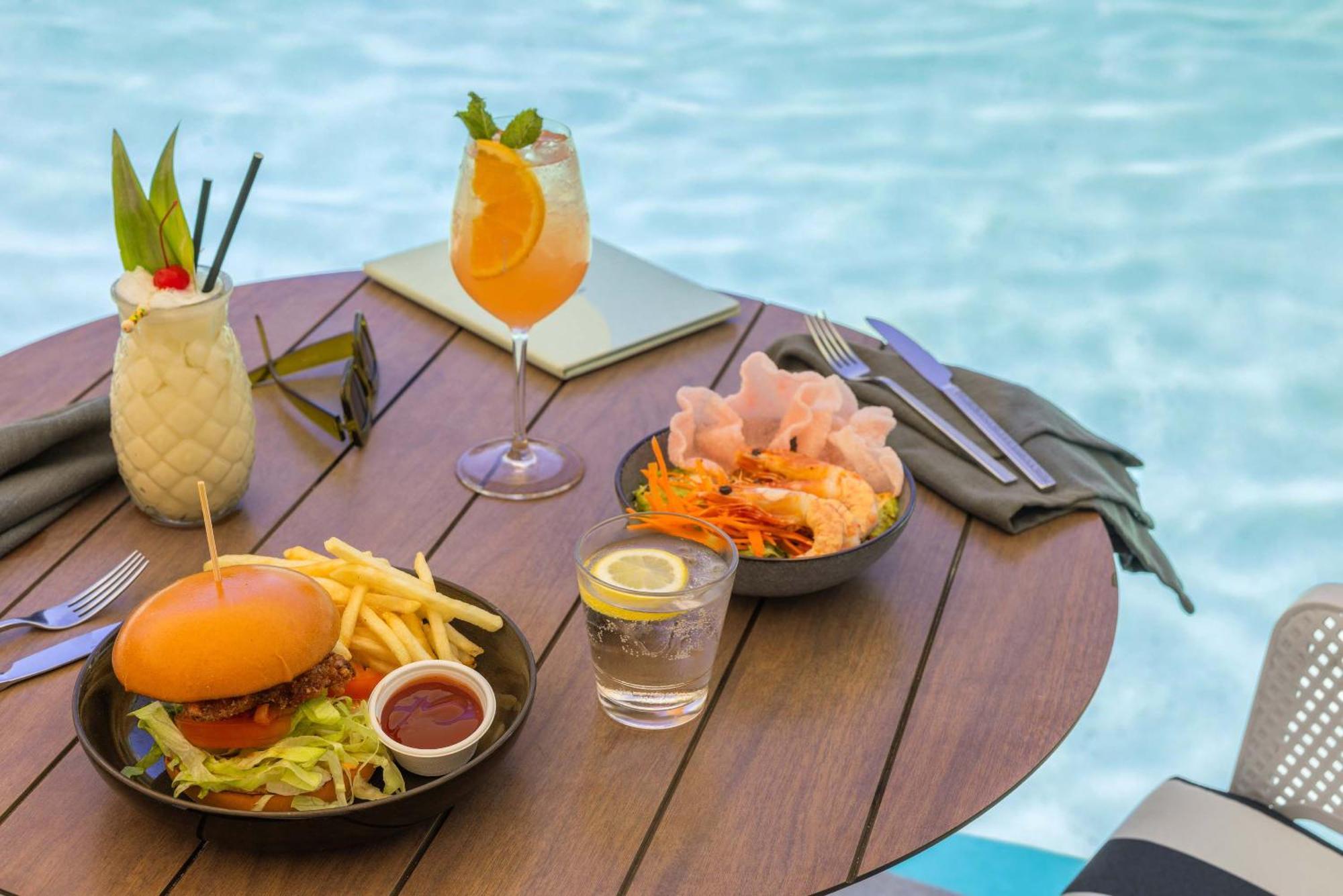 Peppers Beach Club Port Douglas Exteriör bild